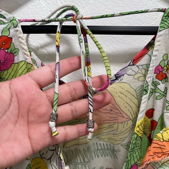 Love The Label Mitzie Floral Blouse - Picture 5 of 5